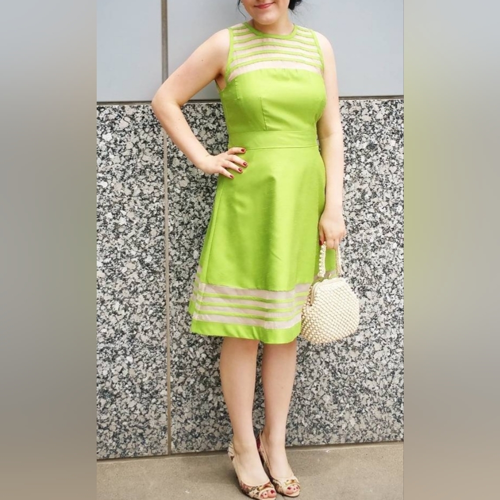 Taylor Fit And Glare Green Cocktail Dress